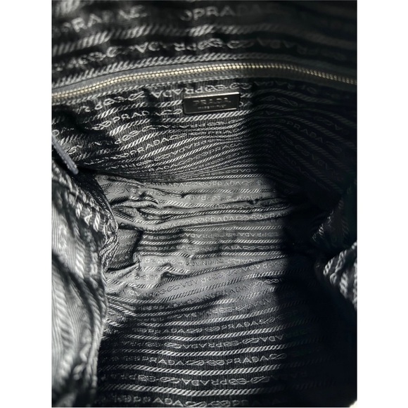 Prada Black crossbody bag vintage - Picture 9 of 9